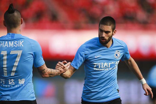 大连一方斩获关键胜利，士气高昂的简单介绍