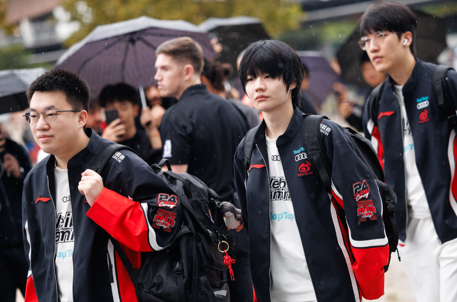 开云体育登录-WBG碾压FNC，Jankos团战一打五顶尖较量八强赛，技惊四座