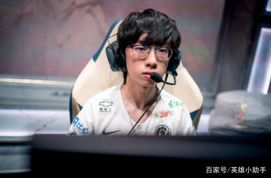 开云体育官网-FLY力克FNC，Doinb拿下关键大龙峡谷大战淘汰赛，留下经典瞬间