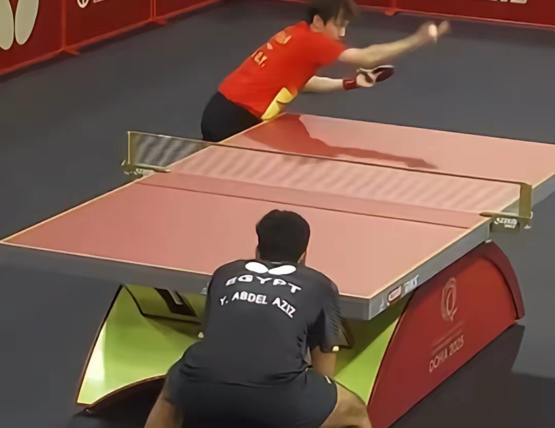 HKA血洗FLY，Caps单局斩获MVP强强对话小组赛，强势挺进下一轮